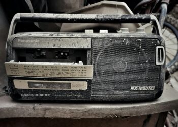 Radio Zachód w likwidacji, co słychać w poziomie "debaty" politycznej. Dominuje narracja antykonserwatywna, antynacjonalistyczna i antytrumpowska. 