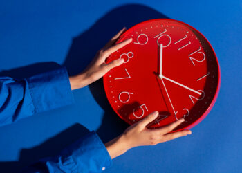 zegar-absurdu-ue-klimat-zdrowie