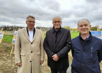 Platforma zaprosiła swoich. 100 lecie mostu w Cigacicach będą świętować bez tych, którzy go uratowali