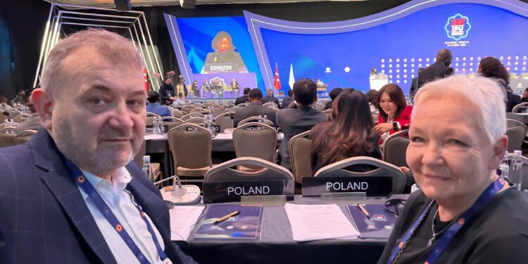 Skazany za korupcję Gawłowski jedzie w świat i uczy innych... moralności