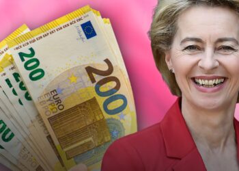 Te kwoty szokują! Unijni dygnitarze dostali gigantyczne podwyżki