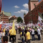 Wielka manifestacja „Solidarności” w Warszawie: „Idę dla swoich wnuków” [ZDJĘCIA] - DSC09408 150x150 jpg