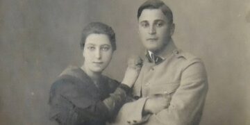 Dziadek Angeli Merkel był Polakiem 6 Dziadkiem Angeli Merkel jest/był Ludwik Marian Kaźmierczak urodzony 17 października 1896 w Poznaniu. Umarł w Berlinie 1959 roku w dzielnicy Karlshorst, która znajdowała się w radzieckim sektorze okupacyjnym, czyli na terytorium ówczesnej Niemieckiej Republiki Demokratycznej.