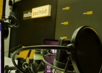 Szczyty upolitycznienia w Radiu Zachód. Kuriozalne posiedzenie rady programowej