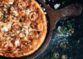 Historia restauratora z Gdańska, który po kontroli skarbówki został ukarany mandatem w wysokości 2500 zł za sposób naliczenia VAT na pizzę z krewetkami