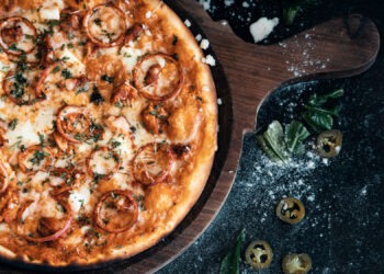 Historia restauratora z Gdańska, który po kontroli skarbówki został ukarany mandatem w wysokości 2500 zł za sposób naliczenia VAT na pizzę z krewetkami