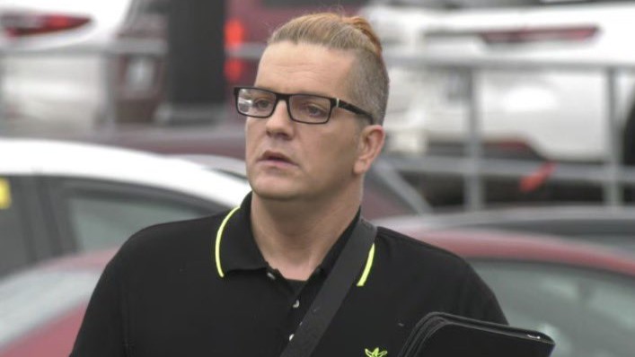 Kolejne skandale wokół ikon ruchu LGBT. Gwałty, handel ludźmi i seksualne wykorzystywanie słabszych 3 Jake Tucker - założyciel organizacji „Innisfil Pride” skazany za handel ludźmi w celach seksualnych oraz inne przestępstwa