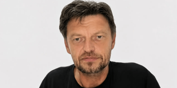 Kraskowski aresztowany "pod zarzutem". Dziennikarz od Polnordu trafił za kraty 6 Sąd zdecydował o tymczasowym aresztowaniu Leszka Kraskowskiego na okres trzech miesięcy. Dziennikarz został zatrzymany 6 czerwca, a decyzja zapadła 9 czerwca