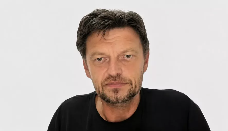 Kraskowski aresztowany "pod zarzutem". Dziennikarz od Polnordu trafił za kraty 1 Sąd zdecydował o tymczasowym aresztowaniu Leszka Kraskowskiego na okres trzech miesięcy. Dziennikarz został zatrzymany 6 czerwca, a decyzja zapadła 9 czerwca