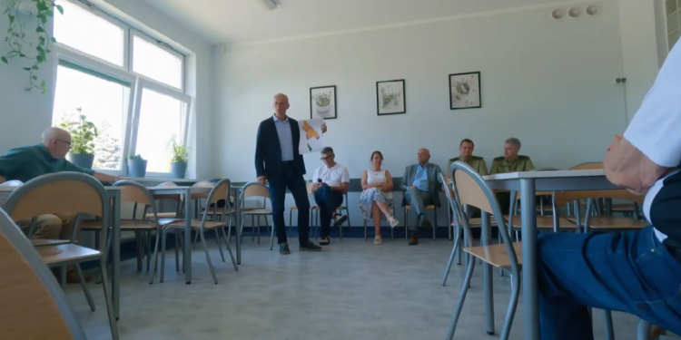 Awantura z udziałem polityków KO o nielegalnych imigrantów. „To był pokaz pogardy dla mieszkańców” (filmy)