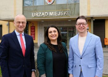 W lubuskim trwa drenaż publicznej kasy przez polityków KO. Ciągną nawet ze szpitali