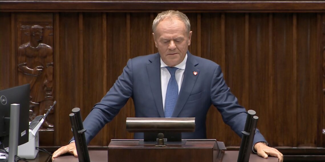 Tusk, Rosja i gra strachem: Dlaczego po „tajnym raporcie CIA” nie podniesiono alertu CRP?