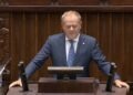 Tusk, Rosja i gra strachem: Dlaczego po „tajnym raporcie CIA” nie podniesiono alertu CRP?
