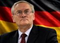 Były szef niemieckiej BND zatrzymany pod zarzutem zdrady stanu. August Hanning miał wynieść 2 tys. dokumentów 3 Były szef niemieckiej BND zatrzymany pod zarzutem zdrady stanu. August Hanning miał wynieść 2 tys. dokumentów